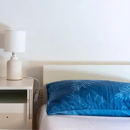 Apartament In San Niccolo / Historic Centre Florencja